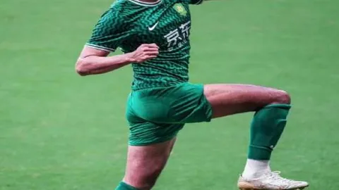 梅州客家不敌天津津门虎，迎战深圳队新挑战