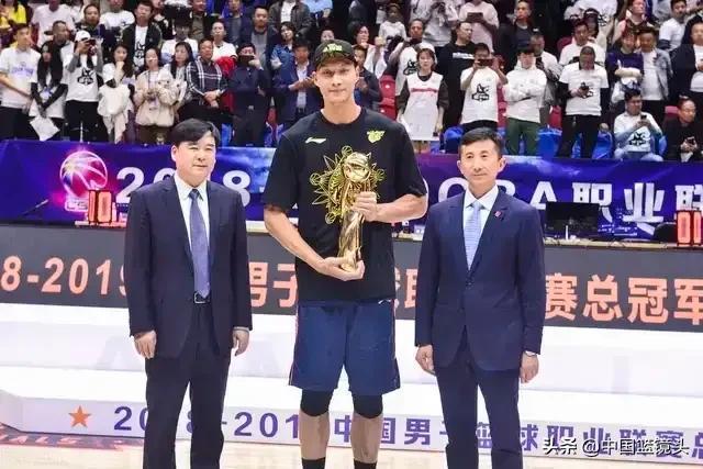 卡昂队长的 卡昂队长的